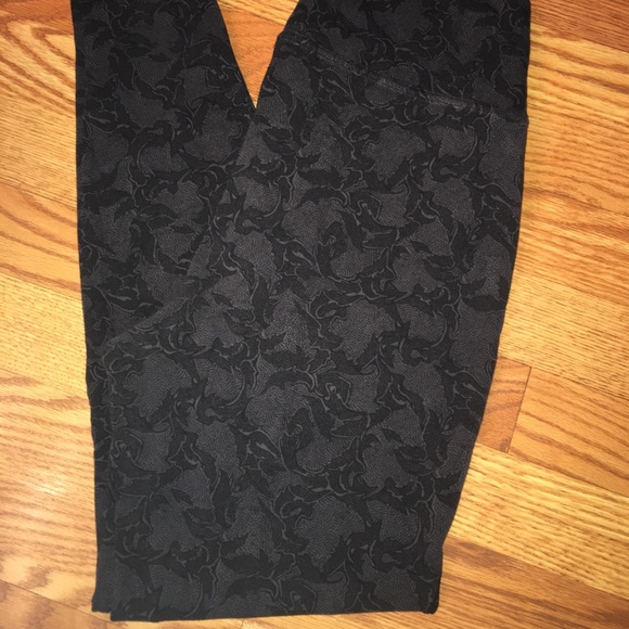 Old Navy Pants - 2 pair- Old navy/ women’s leggings